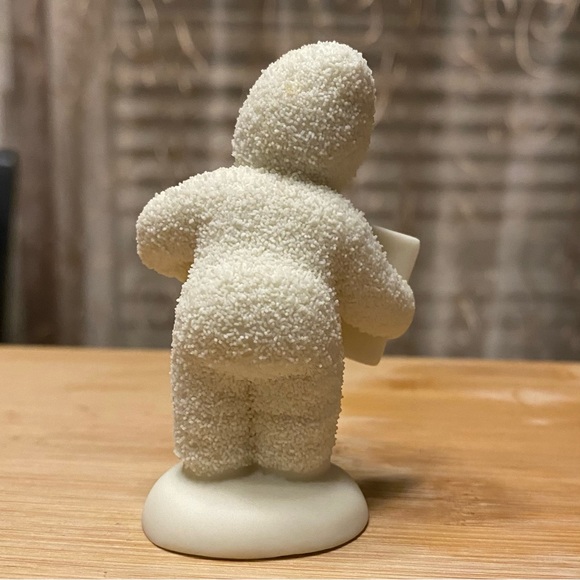 January, Dept 56 Snowbabies Figurine Garnet January birthstone - Picture 4 of 6